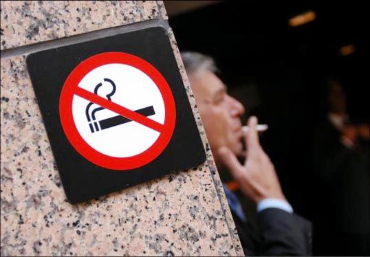 Без цигари в заведения, офиси, стадиони и детски площадки от 1 юни