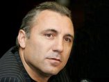 Христо Стоичков остава треньор на "Литекс"