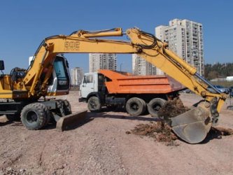 Нагласени са над една трета от строителните търгове