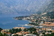 Трима руснаци са купили половината черногорско крайбрежие