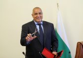 Размяна на любезности: Борисов "благодари" на Станишев, че го бил поздравил