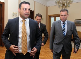Ивайло Московски и зам. министрите Камен Кичев и Валери Борисов