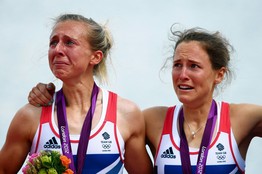 Великобританките Кaтрин Копланд (вляво), и Софи Хоскинг (вдясно), Сн: ЕПА