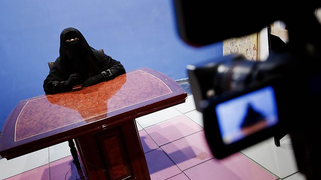 Журналистките в Египет вече могат да се показват по телевизията само със забрадка