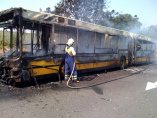 Автобус на градския транспорт изгоря напълно в Бургас