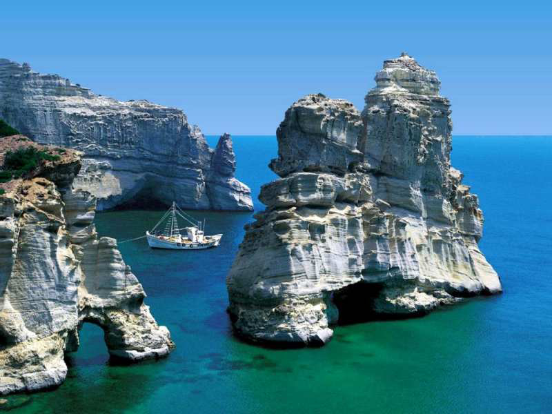 Гърция търси наематели на 40 необитаеми острова
