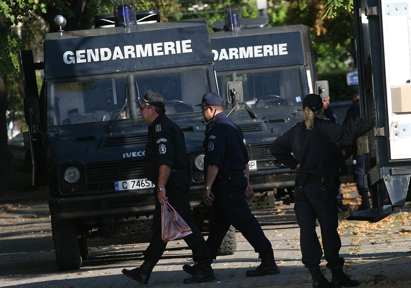Белгийската полиция за пореден път дари коли за арестанти на МВР