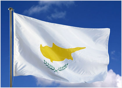 Руски олигарси ще спечелят от европейската помощ за кипърски банки