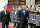 Борисов в Братислава: Спете спокойно, България се справя прекрасно