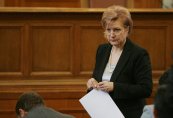 Менда Стоянова беше избрана за зам.-председател на парламента