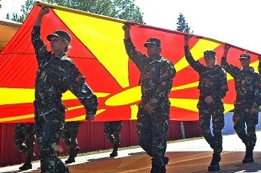 Бойко Борисов възмутен: Македонското знаме ще е по-високо от българското на Деве баир