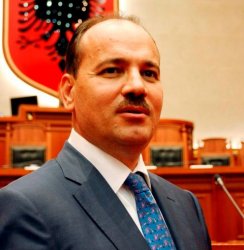 Албанският президент Буяр Нишани