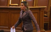 Вяра Петрова подаде оставката си като депутат, но пред ръководството на ГЕРБ