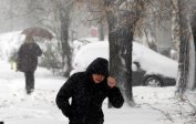 Студ и сняг парализираха Западните Балкани, лошото време идва насам