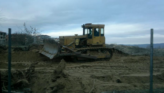 Багери подготвят за строеж дюните край Несебър