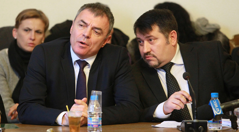 Министър Сергей Игнатов и подалият оставка Христо Петров, сн. БГНЕС