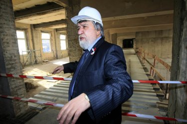 На 1 март министърът на културата в оставка Вежди Рашидов инспектира изграждането на българския "Лувър". СН. БГНЕС