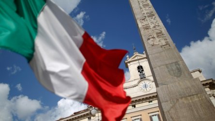 Кризисна Италия, изправена и пред заплахата на популизма