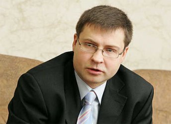 Валдис Домбровскис