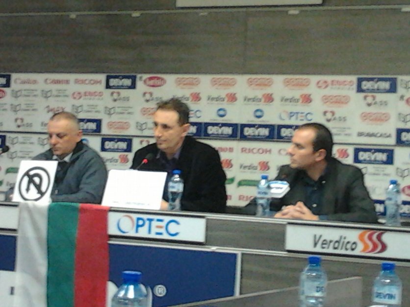 Учредителите Милен Милушев, Валерий Ждраков и Асен Стойков.