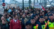 Хиляди унгарци излязоха срещу промени в конституцията, ограничаващи свободите им