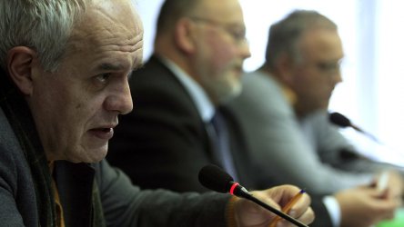 Социолози: Не гласувайте въз основа на социологически проучвания