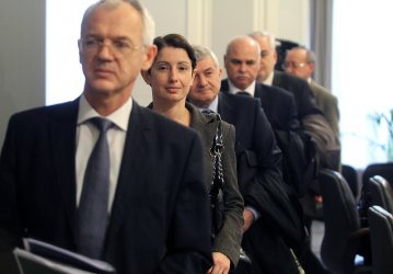 Работодателите напускат тристранния съвет, сн. БГНЕС