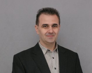 Евелин Виденов