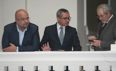 Камен Костадинов, Йордан Цонев, Лютви Местан. Сн. БГНЕС