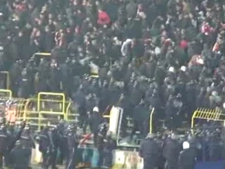 Акция за наркотици във фенклуба на Левски в София доведе до арести