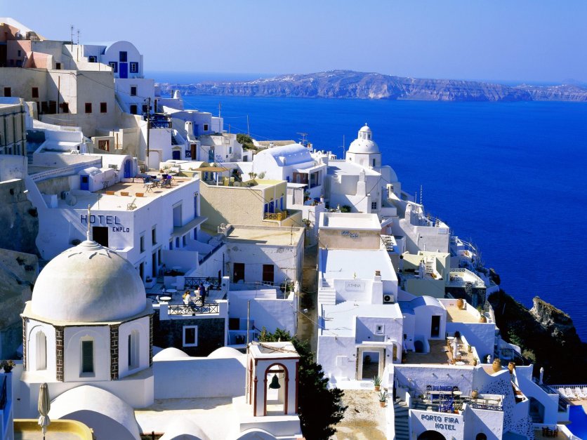 Спад на хотелските цени в Гърция, очакват се рекорден брой туристи