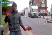 Терористи убиха със сатъри и ножове военен на улицата в Лондон