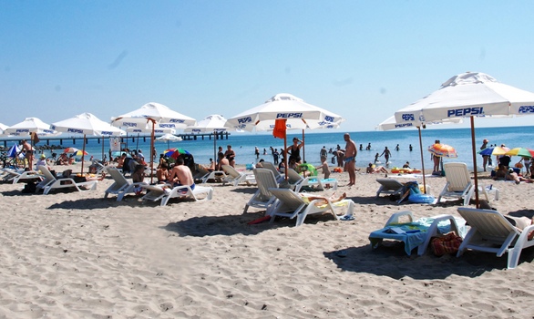 МРРБ настоя за регулирани цени на чадъри и шезлонги по плажовете