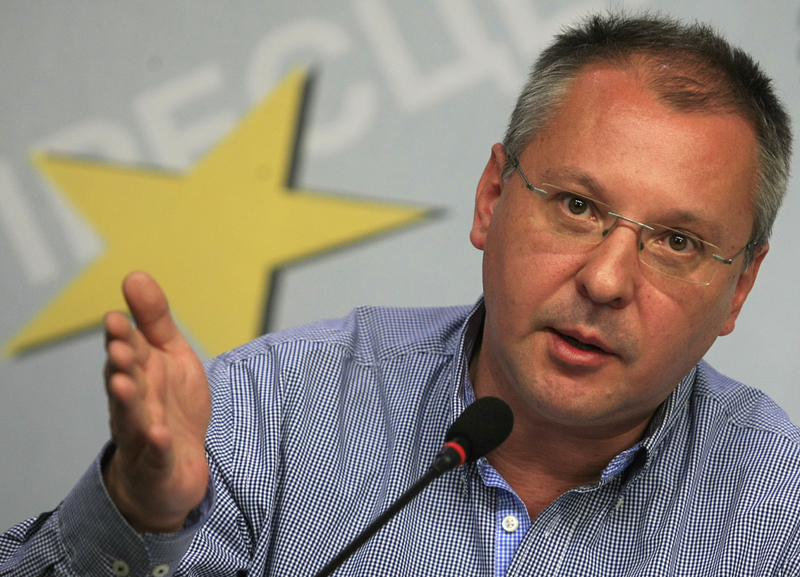 Станишев призна политическа грешка с назначението на Пеевски