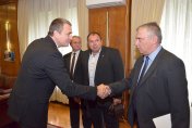 Цветлин Йовчев обещал на синдикатите да няма уволнени при реформата в МВР