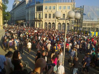 Протестният поход: вълна от гняв се надигна в различни точки на света - политици, внимавайте!
