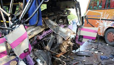 Осем жертви взе катастрофа на български автобус с деца в Украйна
