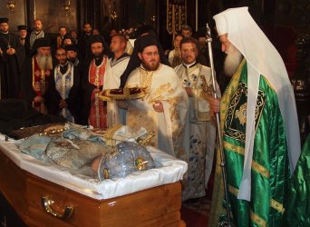 Висшият клир и варненци се простиха с митрополит Кирил