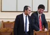 Депутатите се заеха с промените в бюджета при активната съпротива на ГЕРБ