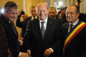 Президент и премиер в Румъния в спор за приватизацията на железниците