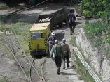 Кал отново блокира търсенето на затрупаните в "Ораново" миньори