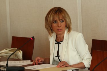 Мая Манолова. Сн: БГНЕС