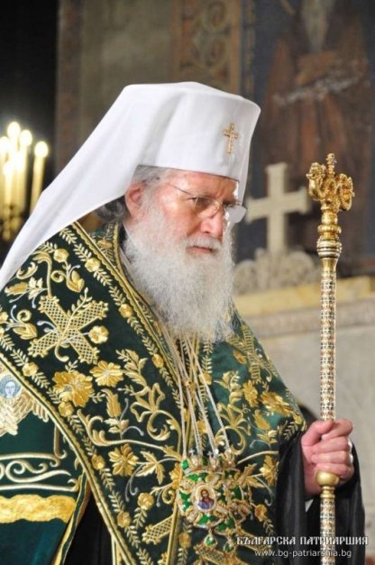Патриарх Неофит се помоли и за бедстващите сирийски семейства