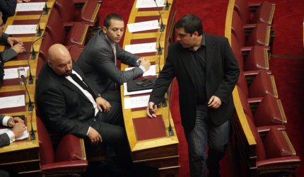 Гръцкият парламент отне имунитета на шестима депутати от неонацистката Златна зора