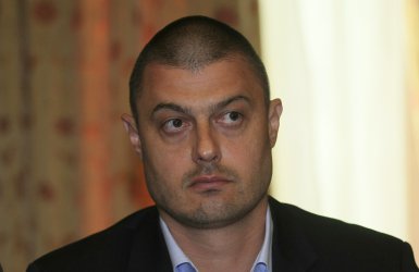 Новият политик Бареков затрупан от лавина съдебни искове за клевети