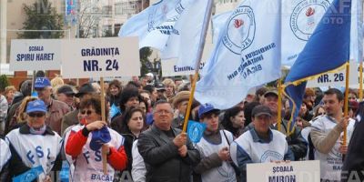 Над 7000 учители протестират в Букурещ, заплашват с блокиране на учебната година