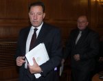 Военният министър "сметна" интеграцията на бежанците на 250 млн. лева