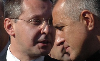 Борисов, Местан и Станишев размениха обвинения за авторитарно управление
