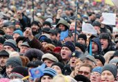 Стотици хиляди излязоха в Киев в подкрепа на европейското си бъдеще