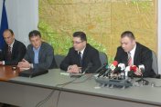 Без доказателства Лазаров огласи държавен чадър над измами за 40 млн. лв.